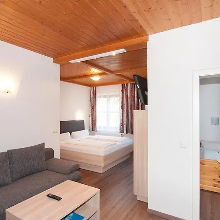 Vendégház Restaurant - Cafe - Hassler