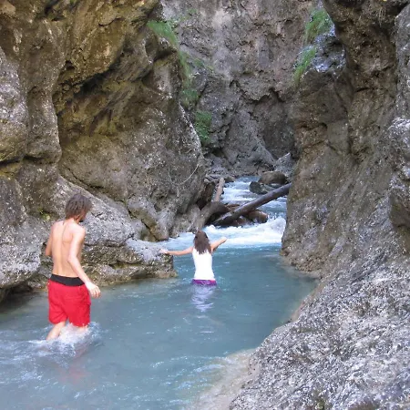 Konukevi Restaurant - Cafe - Hassler 3*